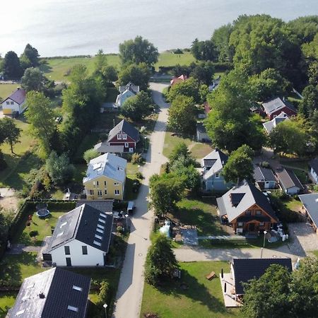Ferienhaus Traumspot Wiek auf Rugen Bagian luar foto