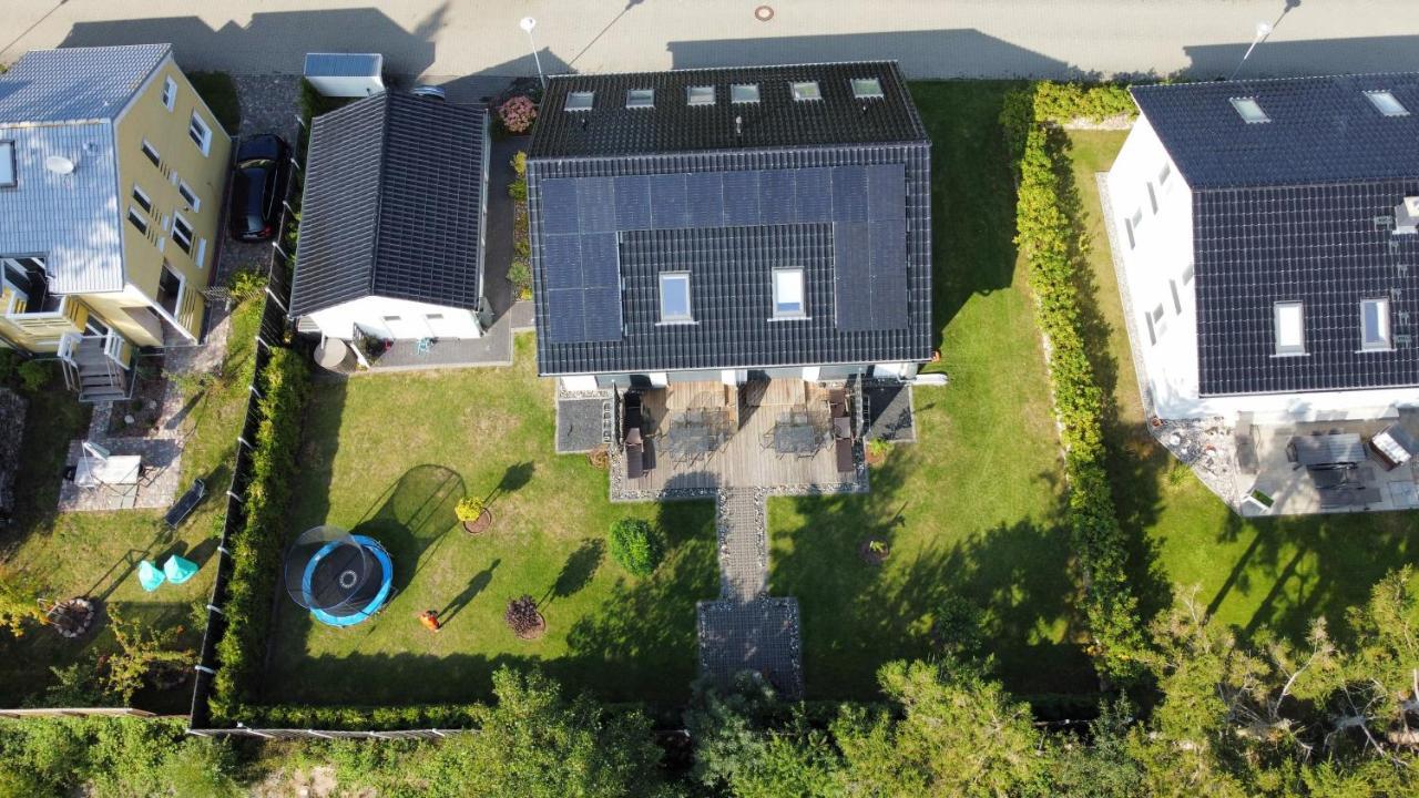 Ferienhaus Traumspot Wiek auf Rugen Bagian luar foto