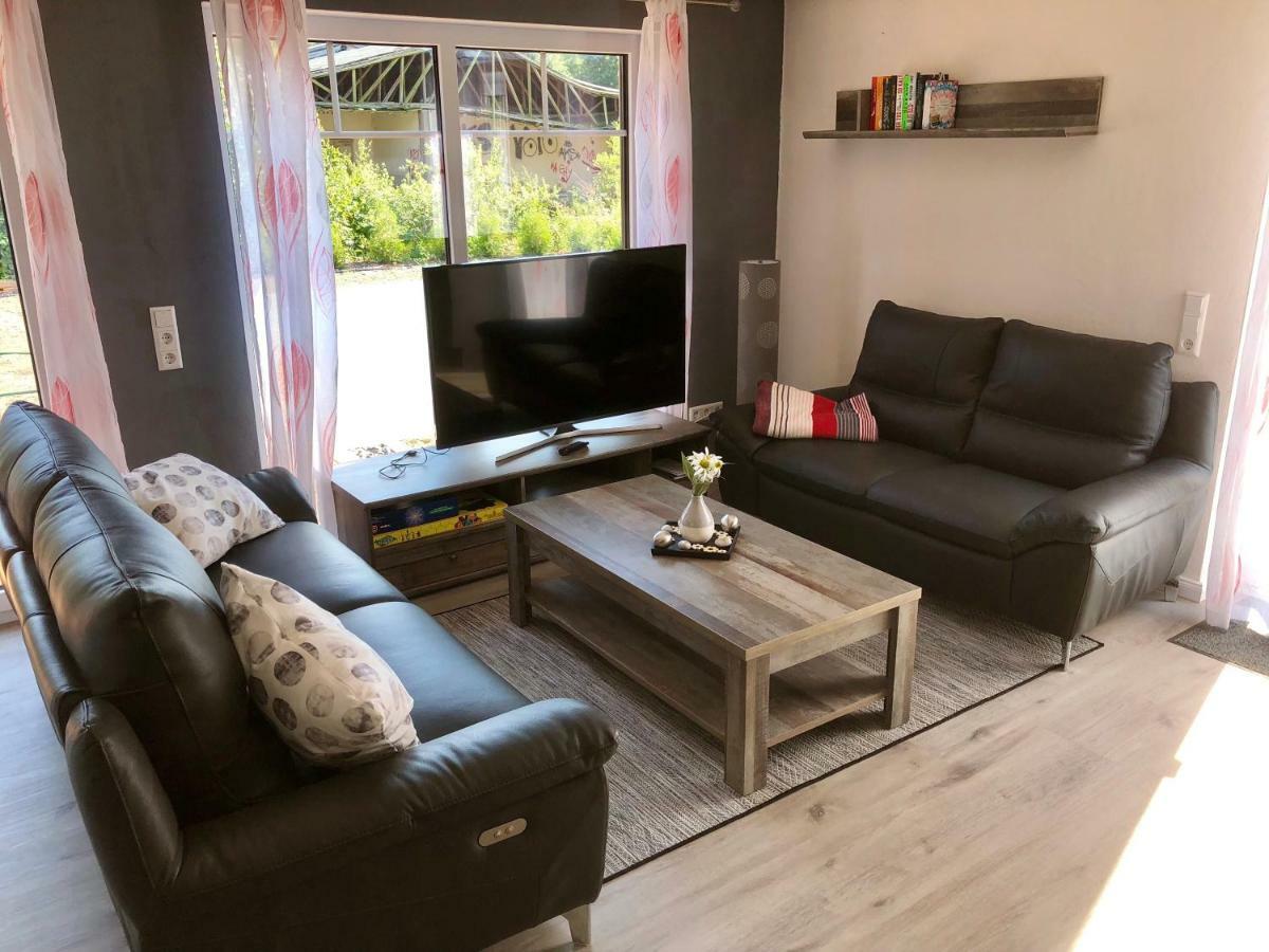 Ferienhaus Traumspot Wiek auf Rugen Bagian luar foto