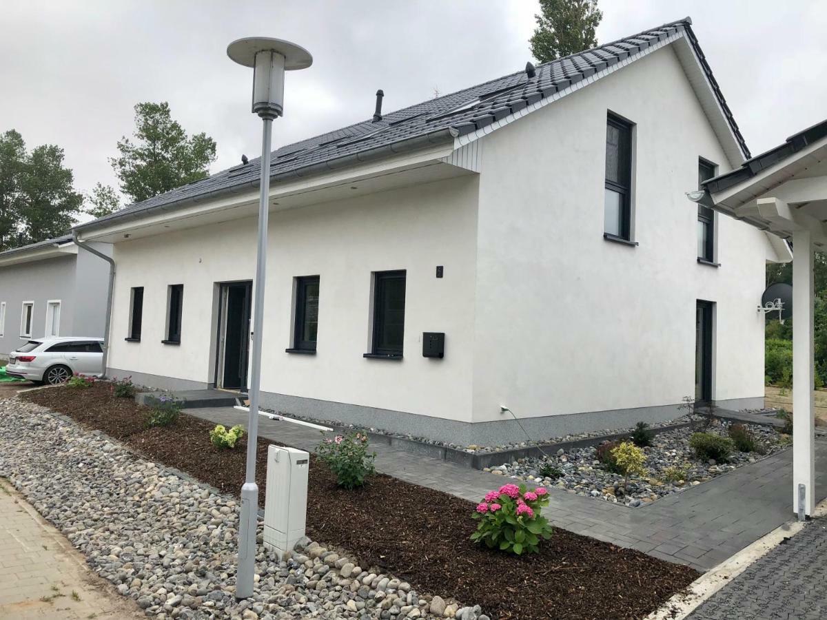 Ferienhaus Traumspot Wiek auf Rugen Bagian luar foto