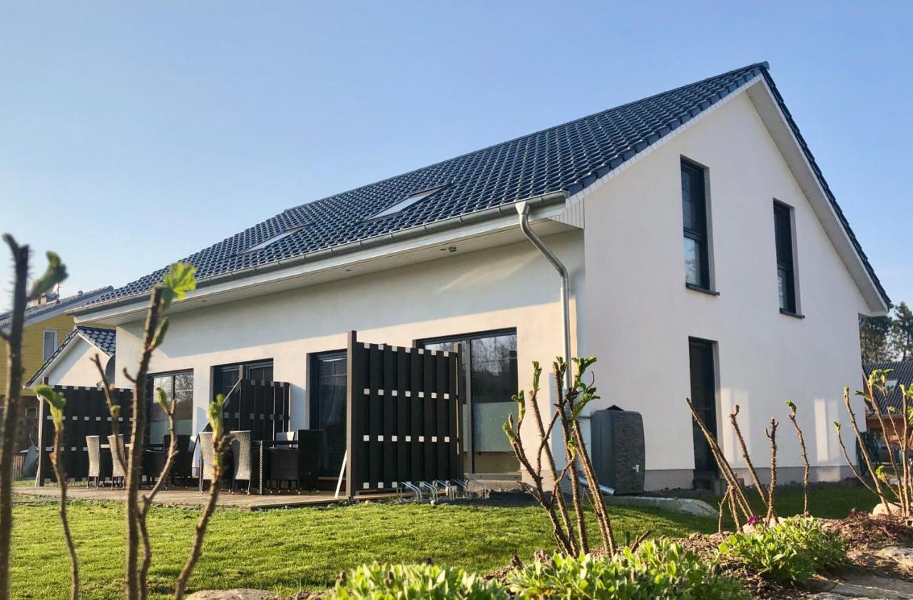 Ferienhaus Traumspot Wiek auf Rugen Bagian luar foto